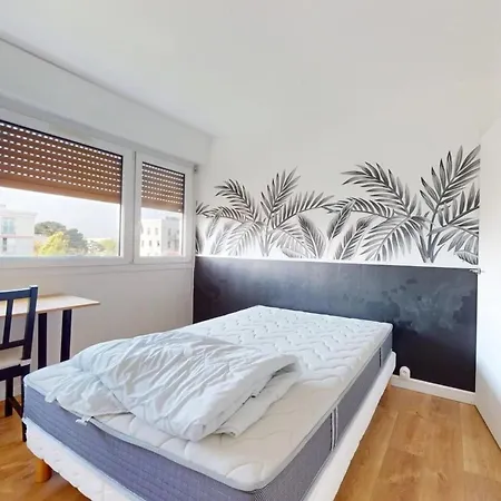 Apartment 4-rooms With Parking In *