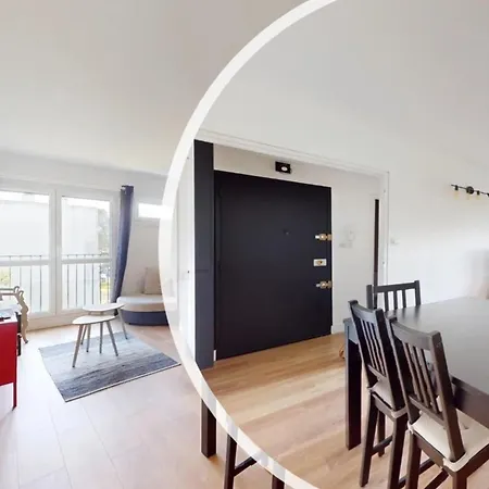 Apartment 4-rooms With Parking In Nantes